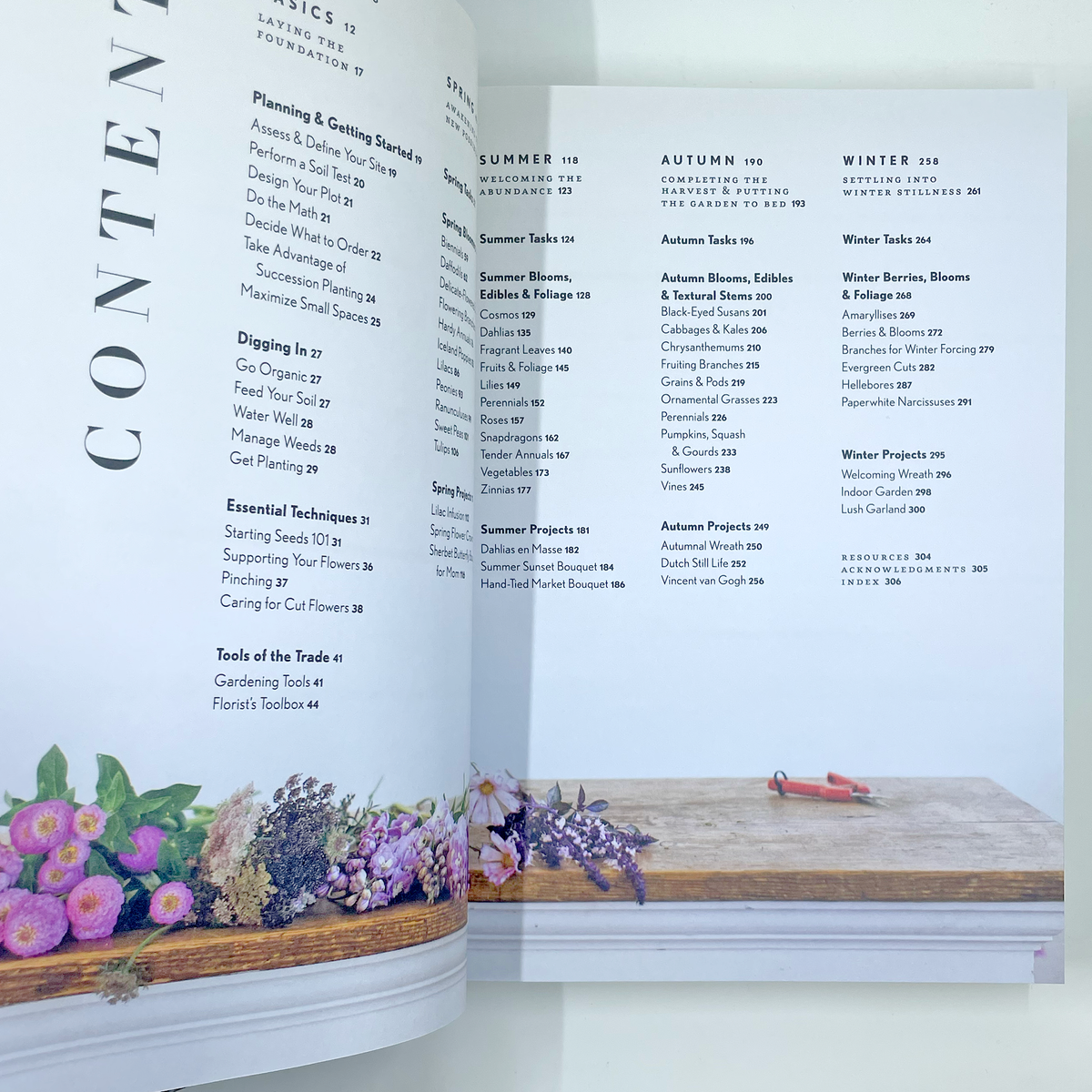 Cut Flower Garden by Erin Benzakein | Growing & Arranging Seasonal Flowers | Hardcover