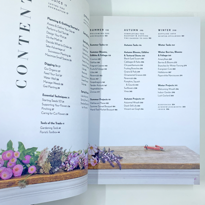 Cut Flower Garden by Erin Benzakein | Growing & Arranging Seasonal Flowers | Hardcover